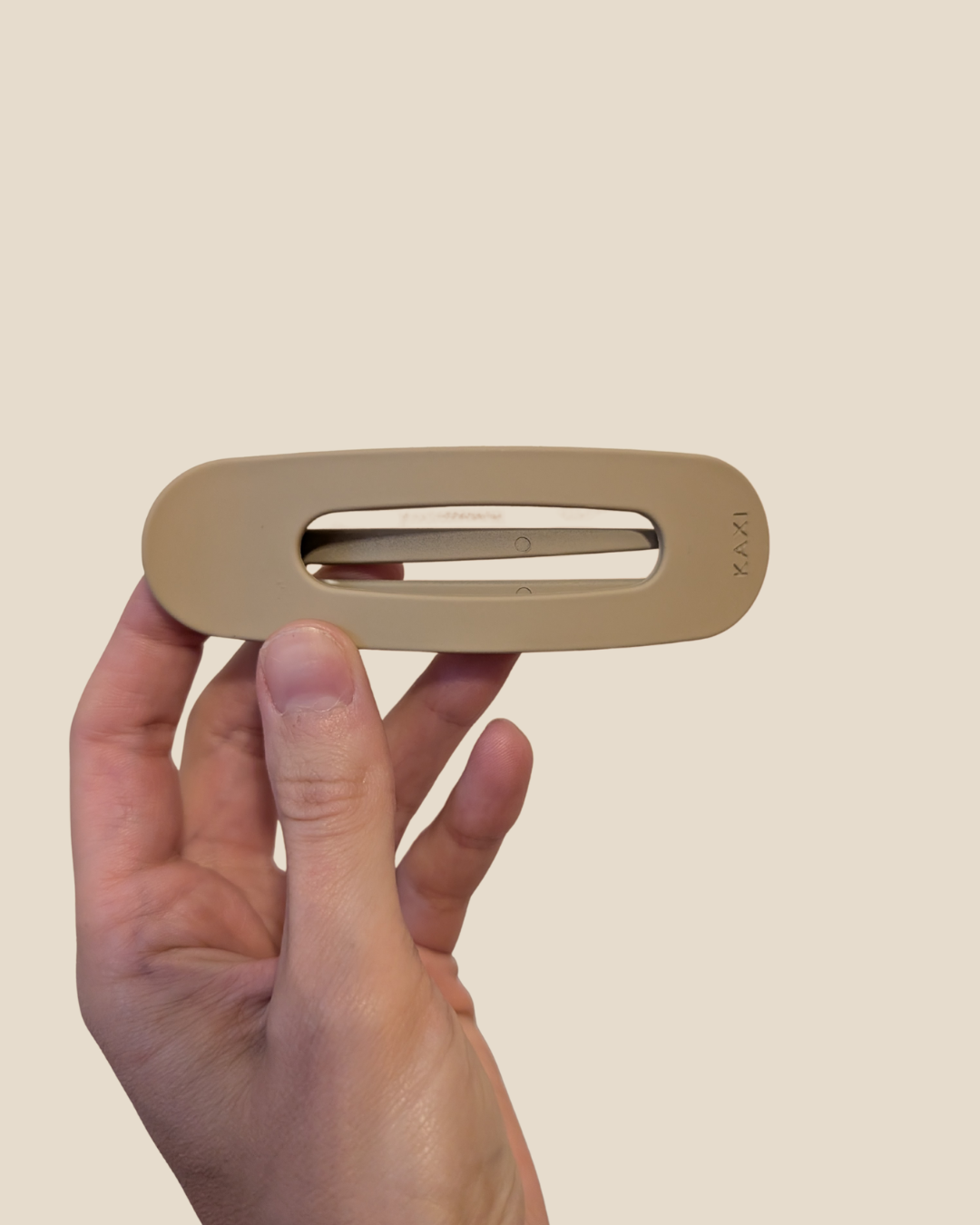 Lay Down Claw - Matte Cream colored