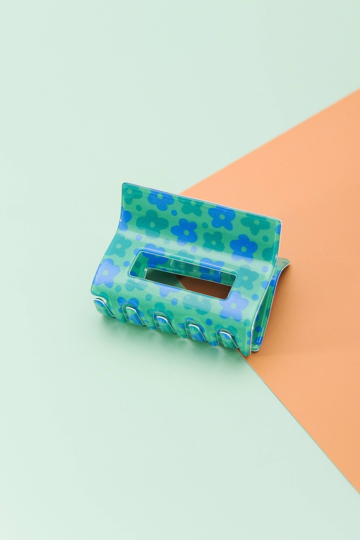 The Mod Bloom Claw Clip