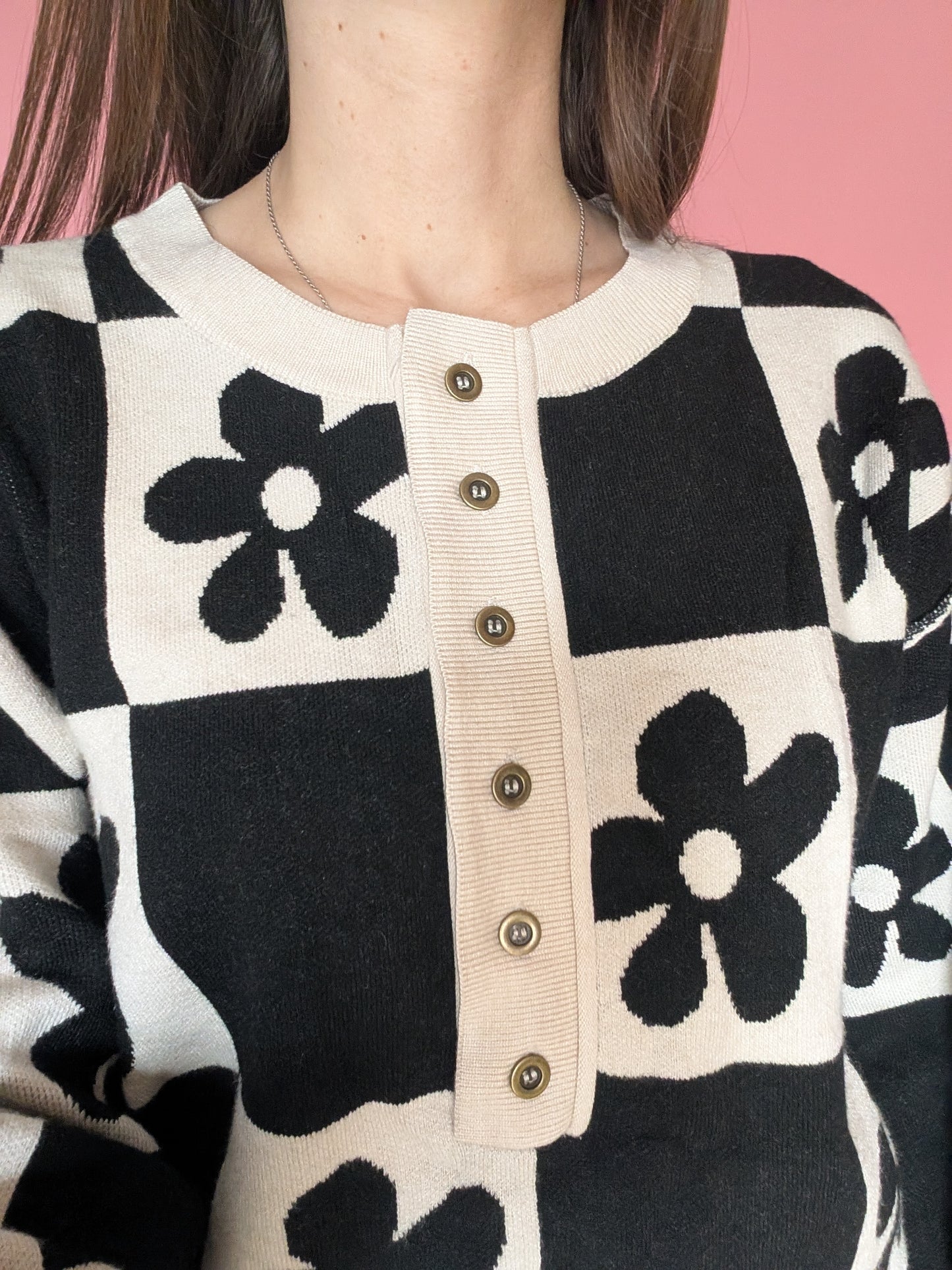 Daisy Checkmate Henley