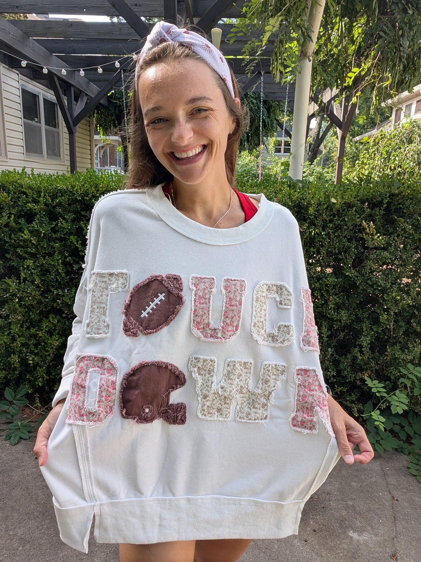 Touchdown applique oversized crew